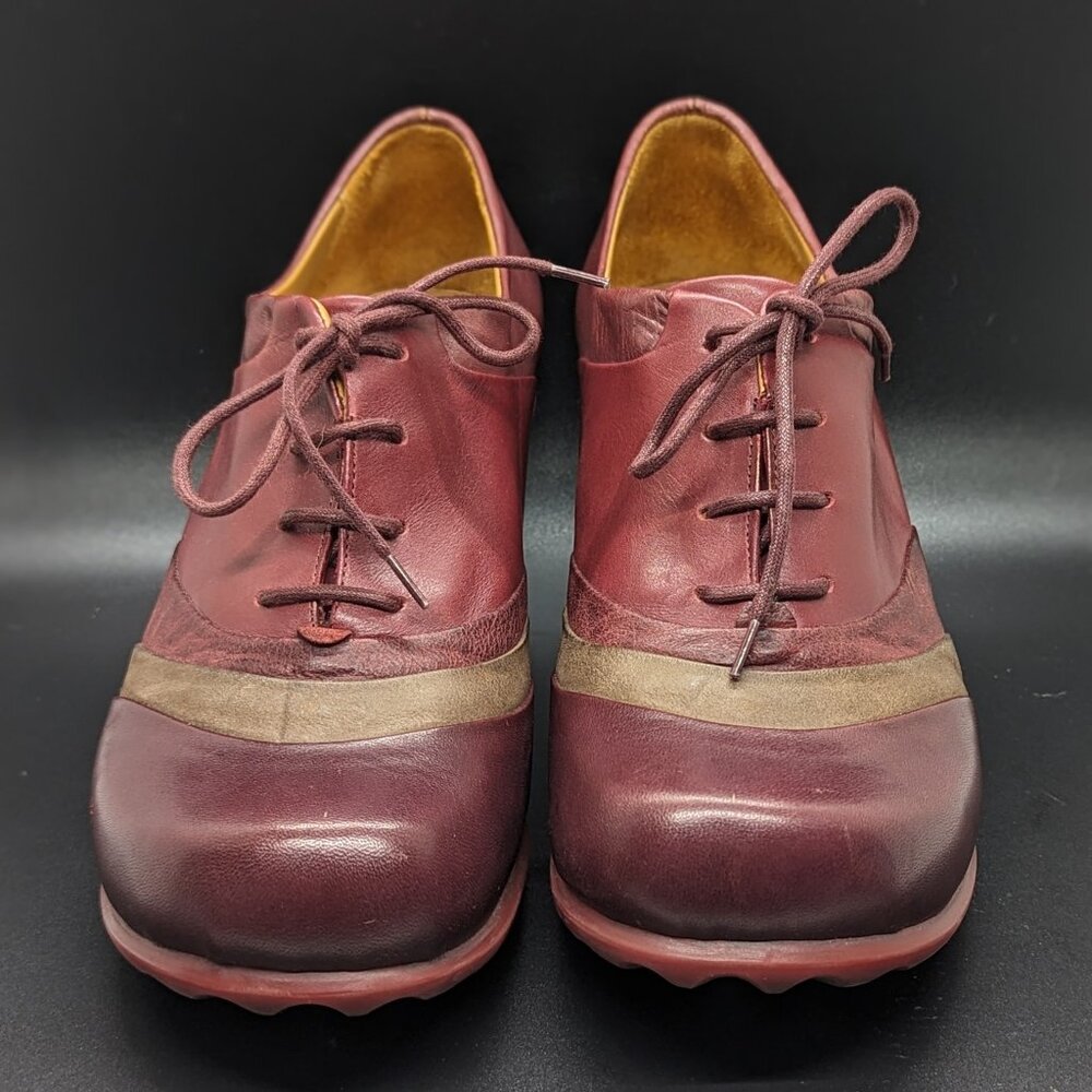 JOHN FLUEVOG HOPEFUL: VOW SADDLE SHOE, WOMEN’S 9, BURGUNDY LEATHER, HEELS